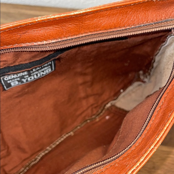 VTG B. Young Leather 70’s 80’s Western Neutral Zipper Clutch Purse Festival Chic - Picture 12 of 16